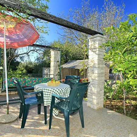Holiday home Stone House Oreb's - Two Bedroom Stone House With Terrace And Garden View *